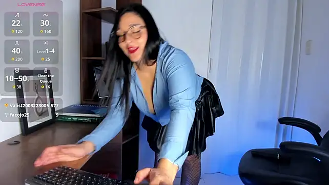 Aslii_Smith Chat XXX in diretta