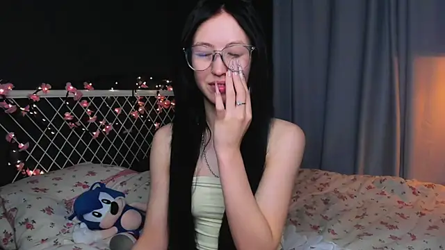 lizaa_breeze's Webcam Show