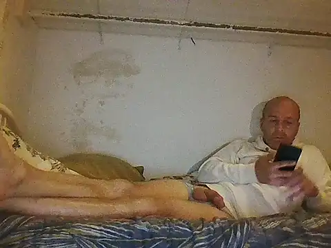 Iulian81 Adlı Modelin Web Kamerası Şovu