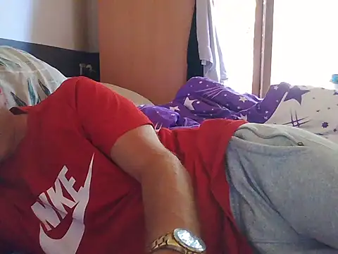 Iulian81 Adlı Modelin Web Kamerası Şovu