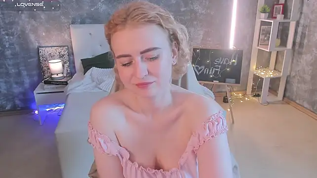 Shiny_Liss Chat XXX in diretta