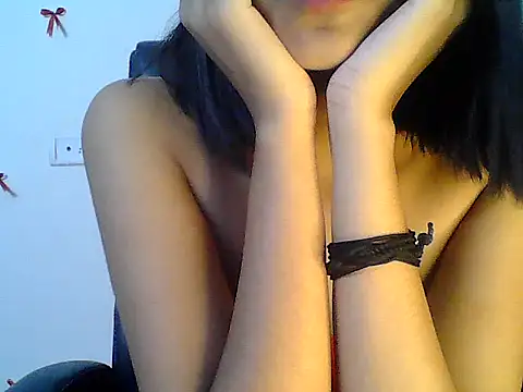 Hot_Deepansi02's Live XXX Chat
