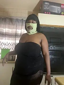 MaskedBootyLicious28 Chat XXX in diretta