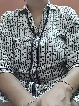 Noor_Sexy02 Show in webcam