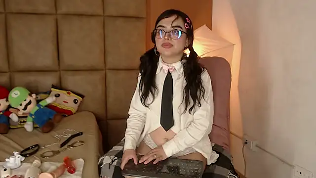 Živý XXX chat Mini_Rouse