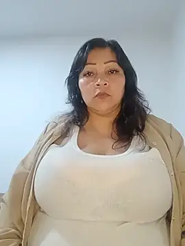 Naia_queen25 Adlı Modelin Web Kamerası Şovu