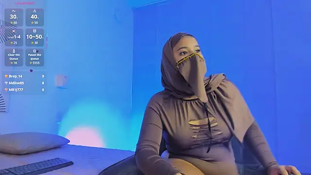Aminaa_Kaarim ওয়েবক্যাম শো