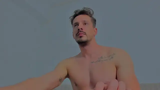 mrfitu's Webcam Show