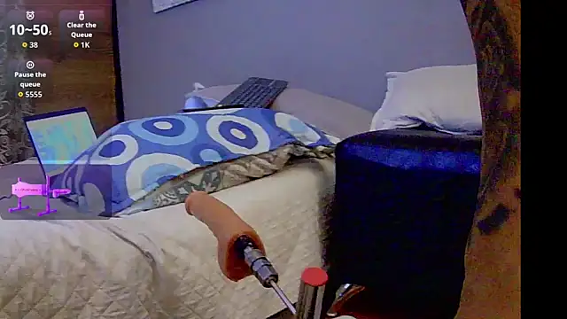 Enzoo98_ Show in webcam