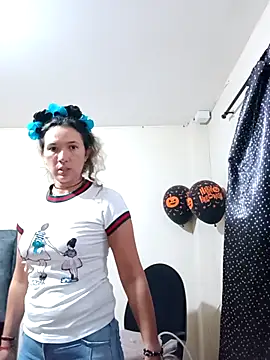 Онлайн чат XXX adairamars
