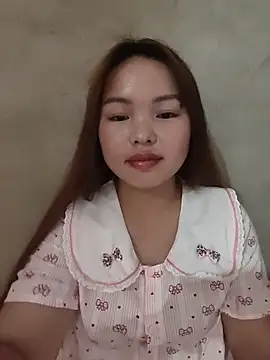 Živá chatovací místnost Mina_xYx