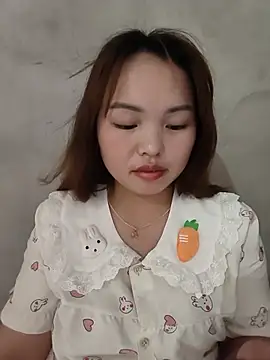 Mina_xYx 在線直播表演