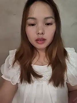 Mina_xYx 在線直播表演
