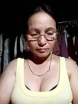 Cucci07's Live XXX Chat