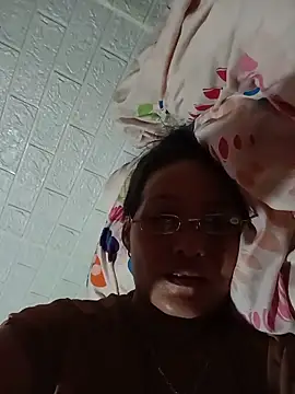 Živý XXX chat Cucci07