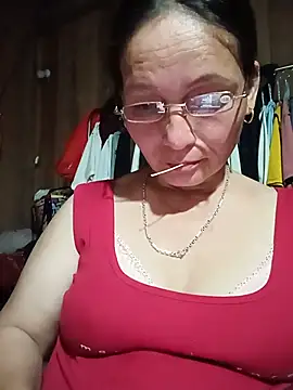Chat +18 de Cucci07 ao vivo