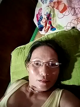 Chat XXX en directo de Cucci07
