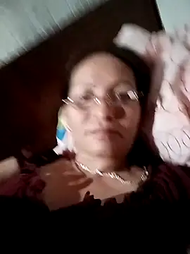 Živý XXX chat Cucci07