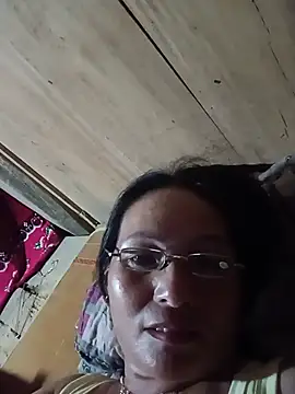 Chat XXX en directo de Cucci07