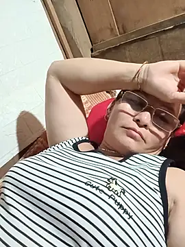 Chat +18 de Sexy_cum123 ao vivo