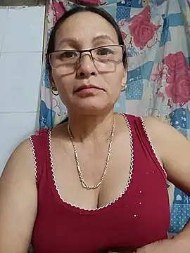 XXX chat uživo modela Sexy_cum123