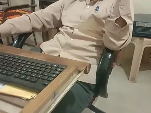 biger_top Adlı Modelin Web Kamerası Şovu