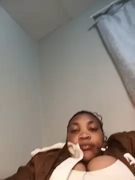 BeverlyQueen15 Live XXX Chat