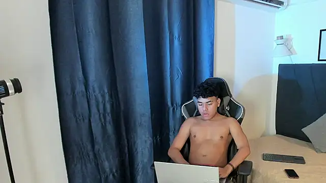 Enzo_love18 웹캠 쇼