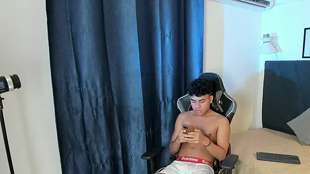 Show Webcam de Enzo_love18