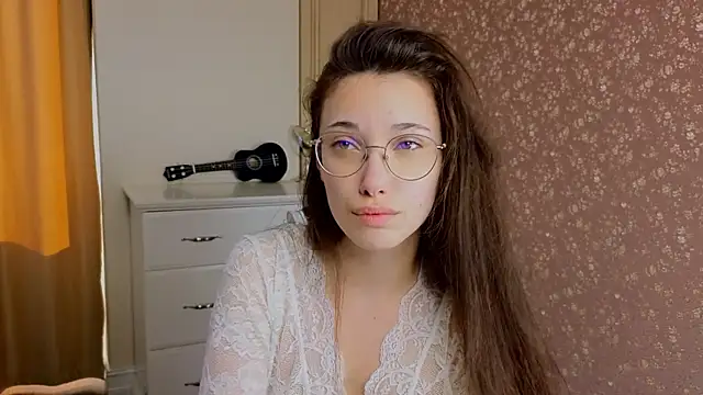 IsauraHolleman 실시간 채팅방