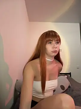 SofiaBloomy Adlı Modelin Canlı XXX Sohbeti