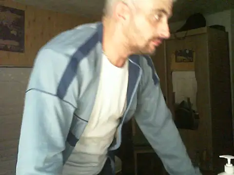 lenivec35 Webcam Show