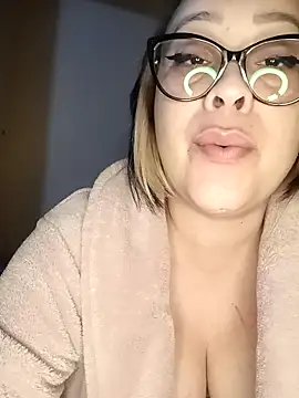 lualviz Adlı Modelin Canlı XXX Sohbeti