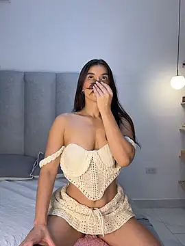 Valentina_lux1 Chat XXX in diretta