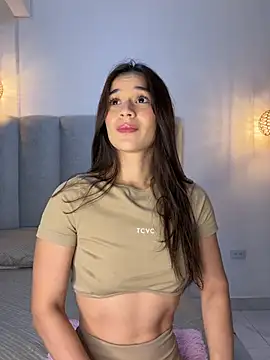 Valentina_lux1 Adlı Modelin Canlı XXX Sohbeti