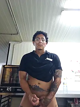 YessLaEsencia webcam show