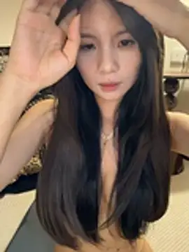 Xiaozuzongo1's Webcam Show