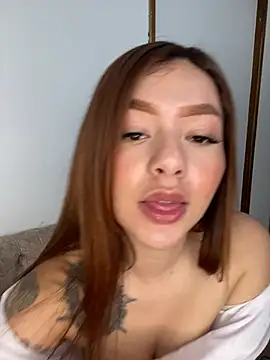 alana_gv Adlı Modelin Canlı XXX Sohbeti