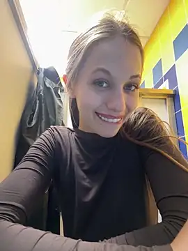 Olivia_Jemison Show in webcam