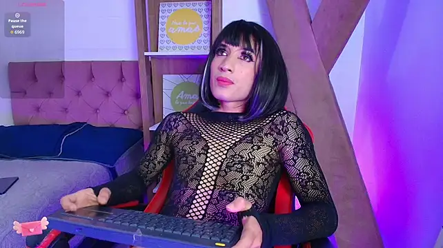 Izzy_foxxy 网络视讯表演