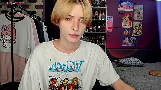 sweet_peach___ Adlı Modelin Web Kamerası Şovu