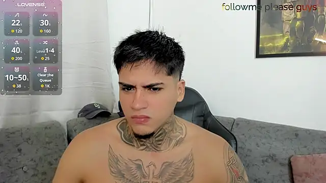 sweetlatinoboy 网络视讯表演