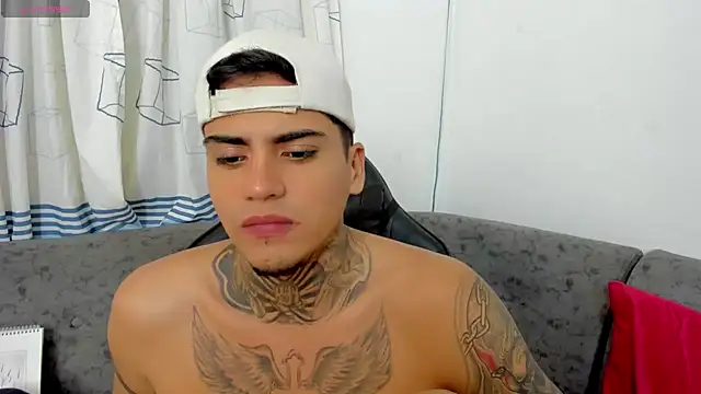 Pokazy przed kamerką – sweetlatinoboy