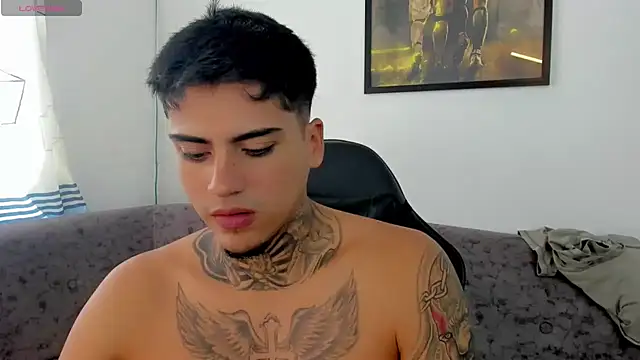 sweetlatinoboy Show in webcam