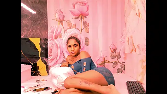 indian_barbie's Webcam Show