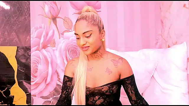 indian_barbie Adlı Modelin Canlı XXX Sohbeti