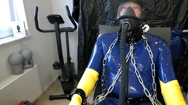 latexslaveboy 网络视讯表演