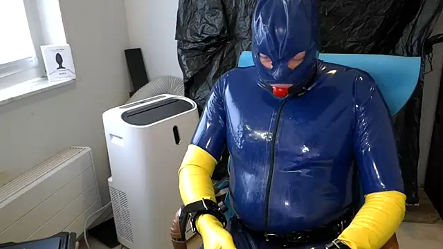 latexslaveboy's Webcam Show