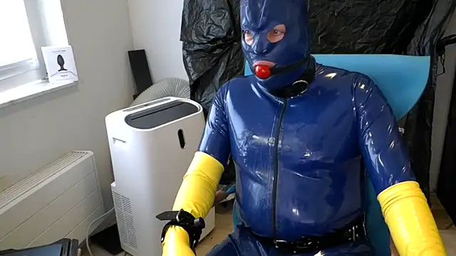 latexslaveboy: вебкам-шоу