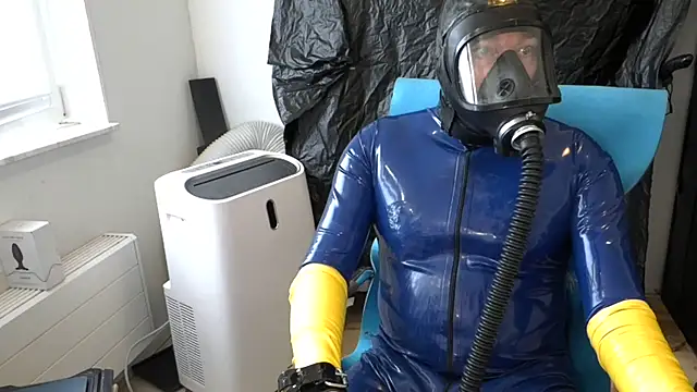 latexslaveboy 网络视讯表演